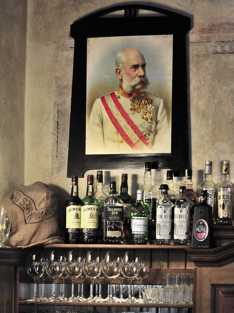 Imperator FranzJosef Restaurant Švejk Krumlov (c) Bernard… Flickr