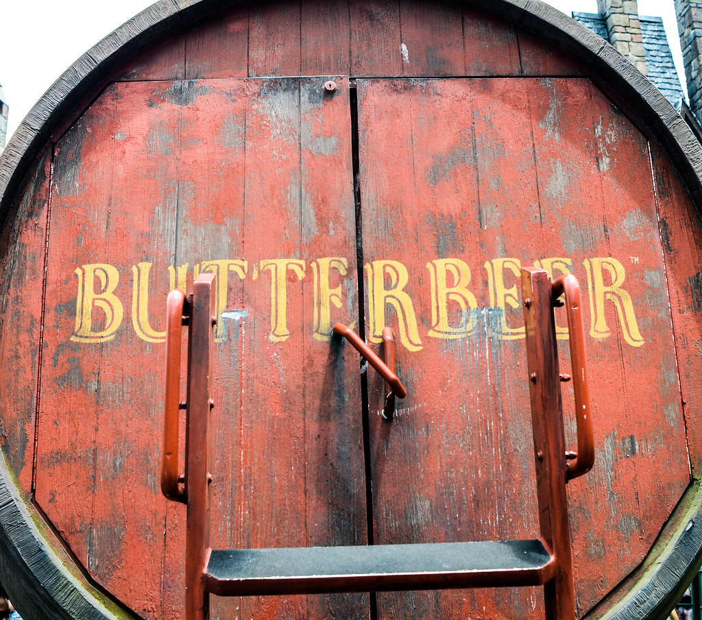 Butterbeer barrell IoA Andrew Long Flickr