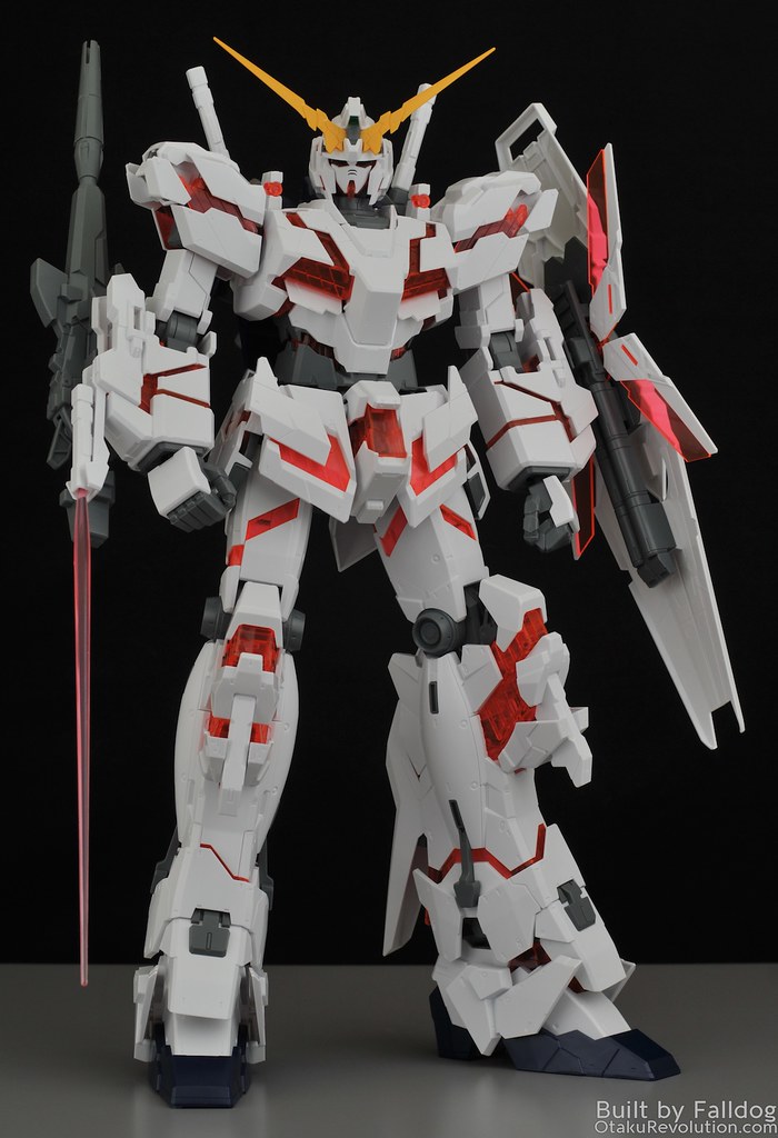 Bandai 1/48 Mega Size Unicorn Gundam Review Otaku Revolution
