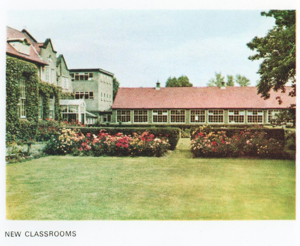 Barkfield Lane Holmwood School 1966 New Classrooms PC36 Flickr