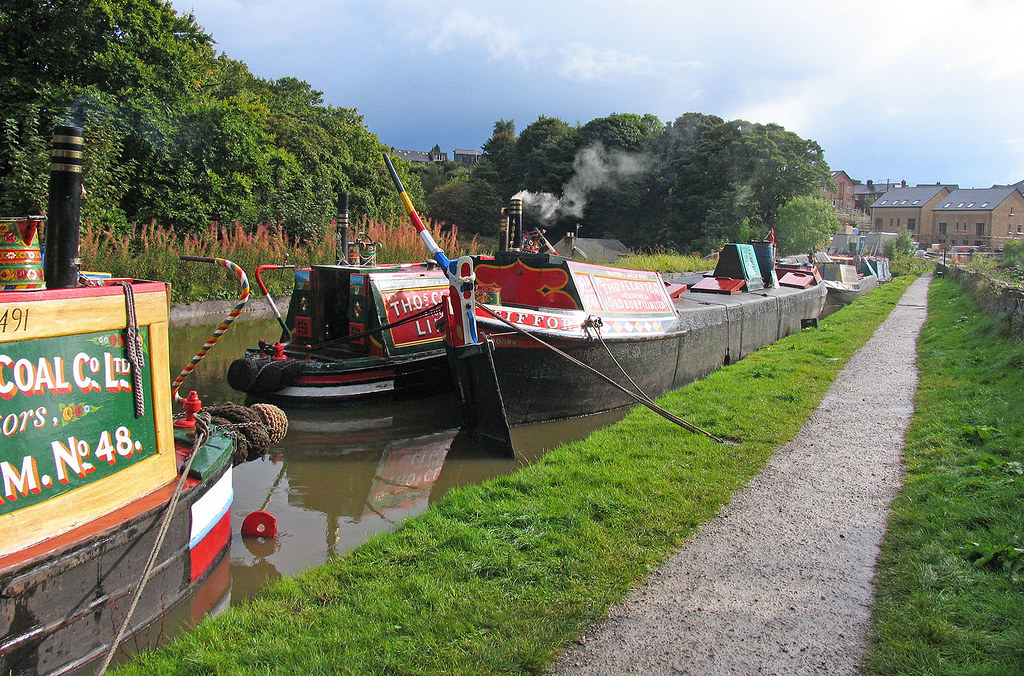 Wooden boats The Bollington boat & folk event attracted, a… Flickr