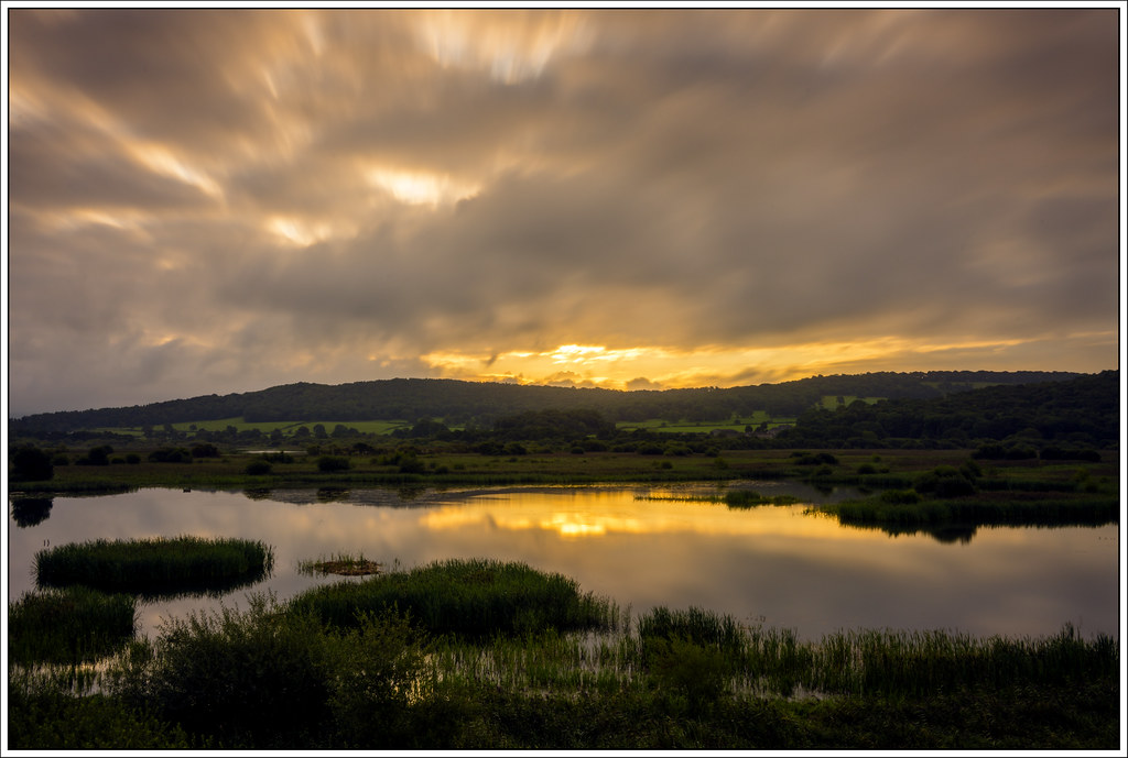 Dawn in Silverdale Early (too early) Saturday walk to Leig… Flickr