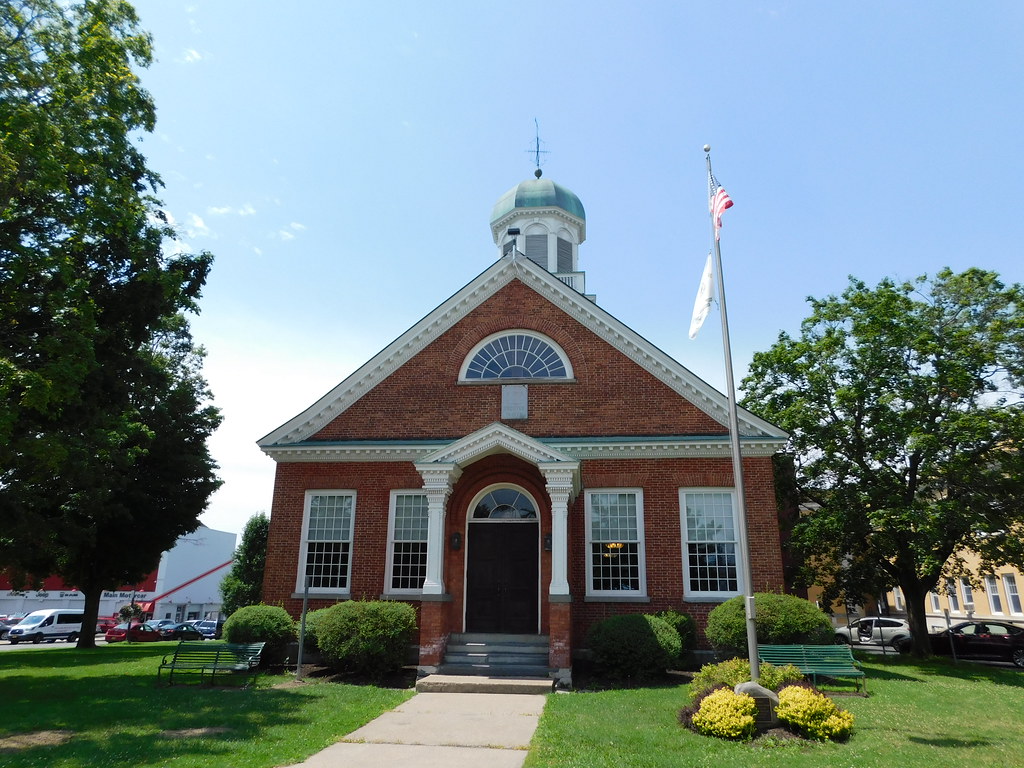 Fulton County Courthouse Johnstown, New York Constructed i… Flickr