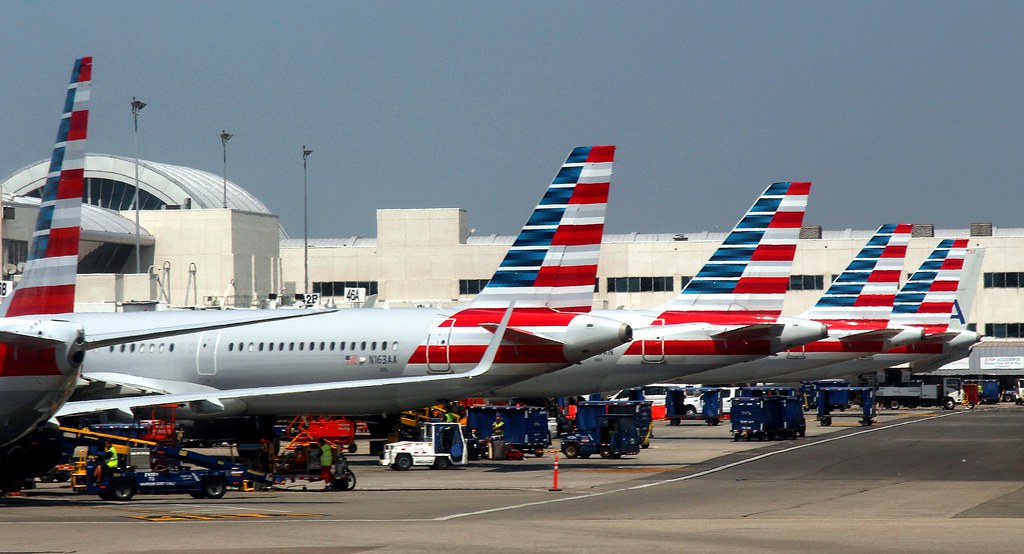 AA * American Airlines LAX International Airport Los Angel… Flickr