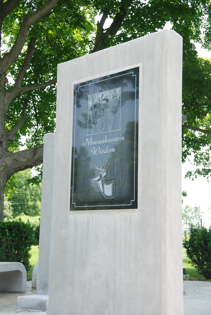 DSC_9572 The memorial monument is based on the Seven Grand… Flickr