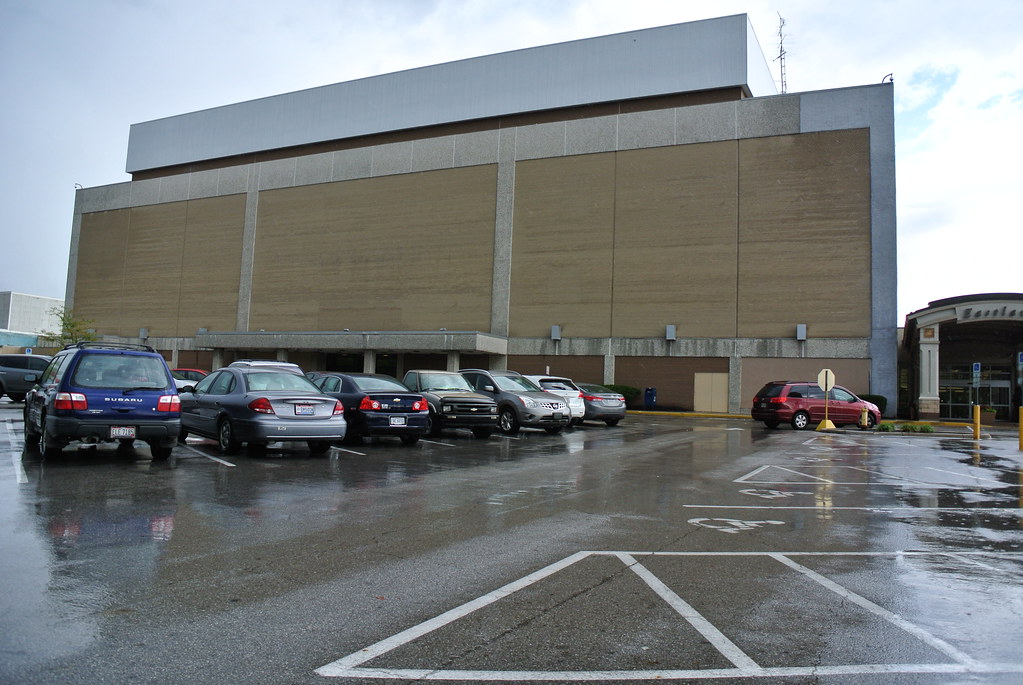 JCPenney Eastland Mall Columbus OH Opened in 1968 Eastland… Flickr