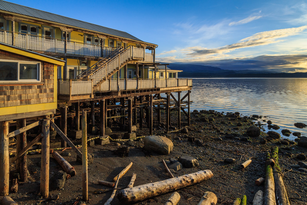 Seine Boat Hotel, Alert Bay Queeniev Flickr