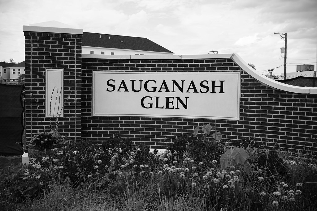 12 Forest Glen,20170709,06 Adam Dooley Flickr