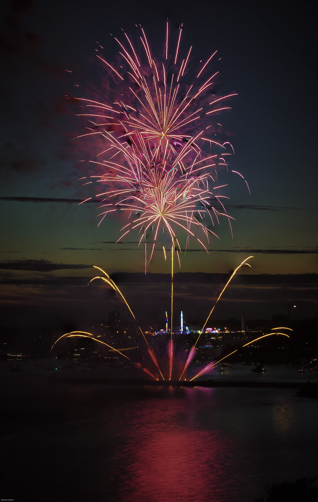Plymouth Fireworks 6 Adrian Hickey Flickr