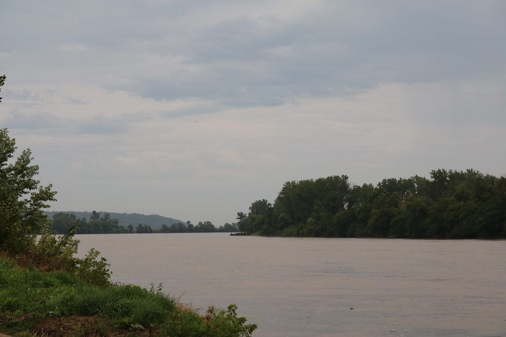 Missouri River at White Cloud, Kansas Paul Franciskato Flickr