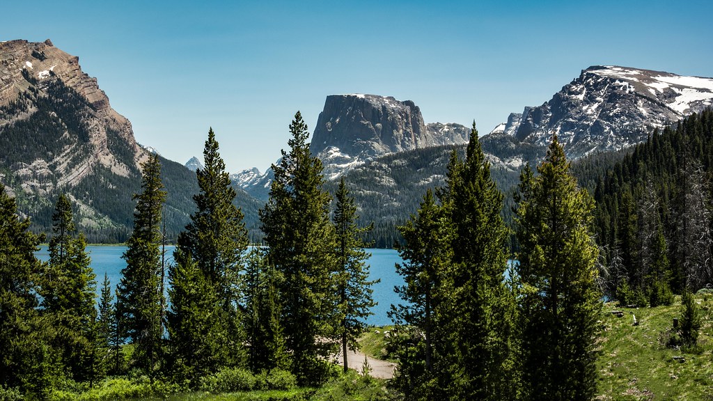 Green River Lake headwaters of the green river Steve Snideman Flickr