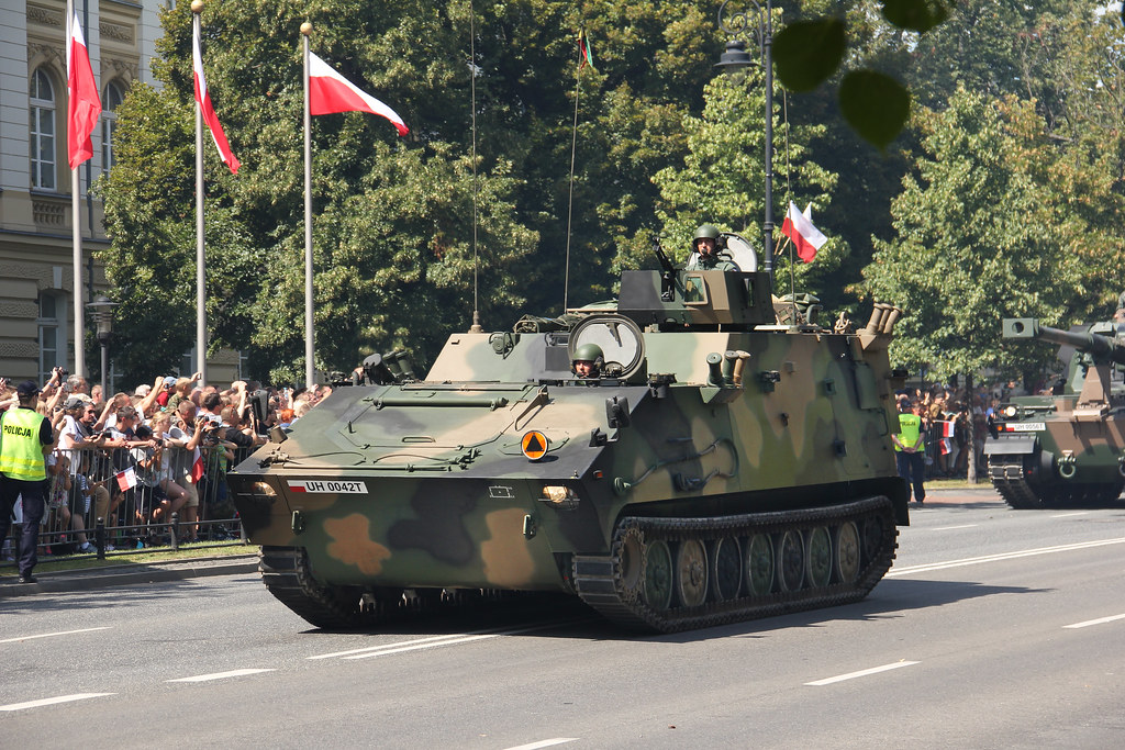 Polish Army LPG battery command vehicle , Warszawa 15.08.2… Flickr