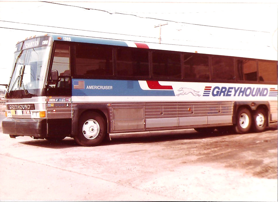Greyhound 1300 MCI Austin,TX. Photo Tom Langford Fred Reutzel Flickr