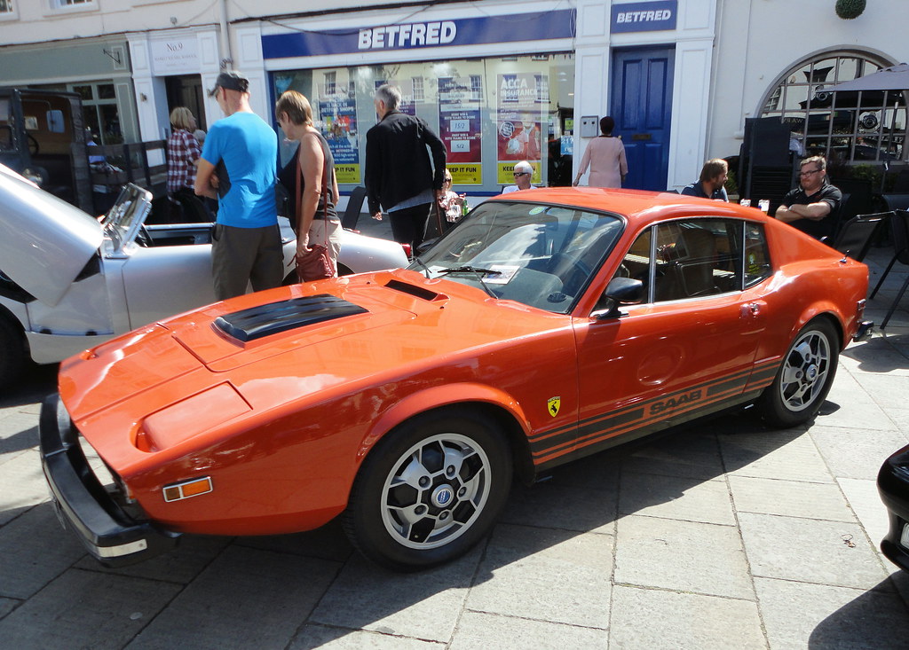 1973 SAAB III classic car show Warwick 2017 RETROWA