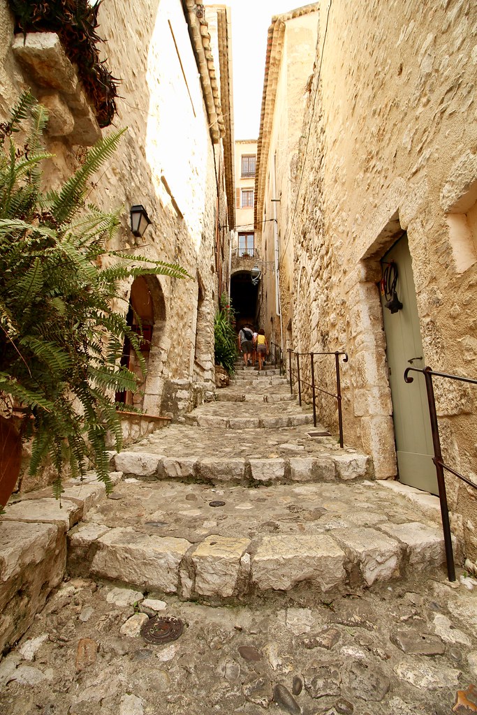 Street of SaintPauldeVence Street of SaintPauldeVenc… Flickr