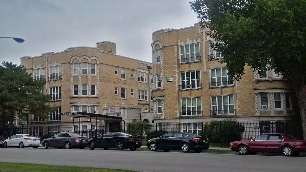 Apartments, South Drexel Blvd, 1 Drexel is witnessing a r… Flickr