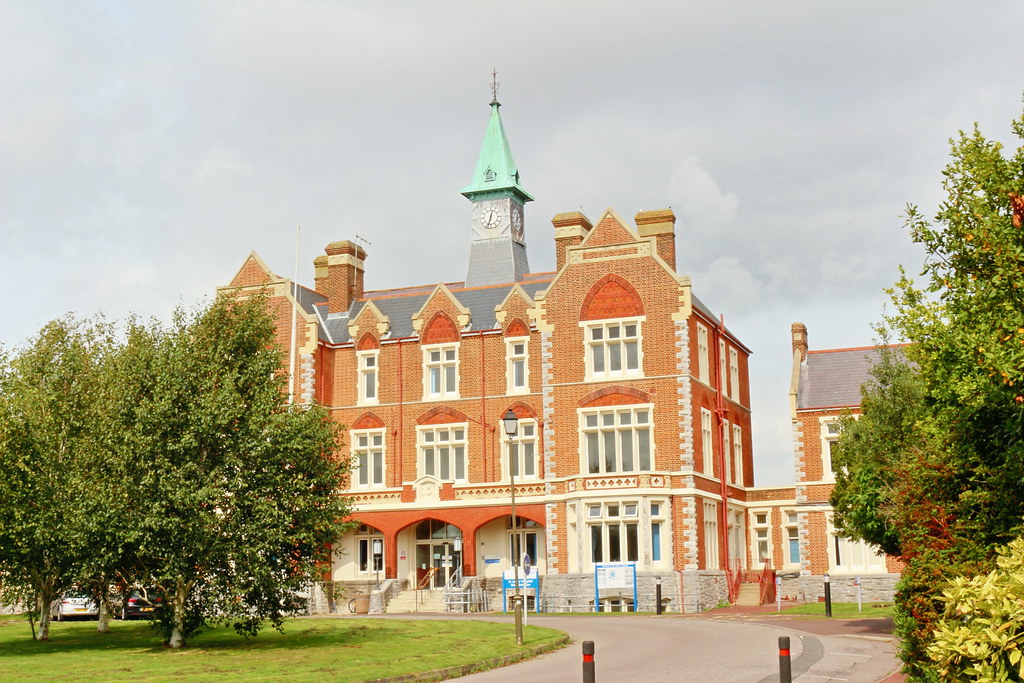 St James Hospital St James Hospital Portsmouth. Old psychi… Flickr