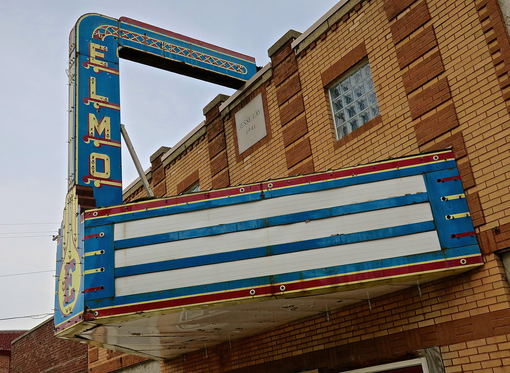 Elmo Theatre, St. Elmo, IL Elmo Theatre, 516 North Main St… Flickr
