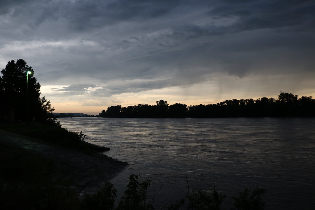Midday Sunset/Sunrise at White Cloud, Kansas Paul Franciskato Flickr
