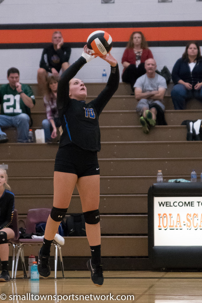 IolaScandinavia Defeat Bonduel Bears Small Town Sports Network