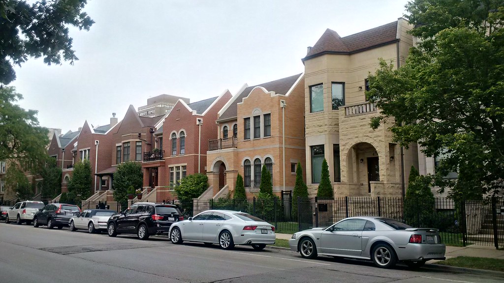 Apartments, South Drexel Blvd, 2 Drexel is witnessing a r… Flickr