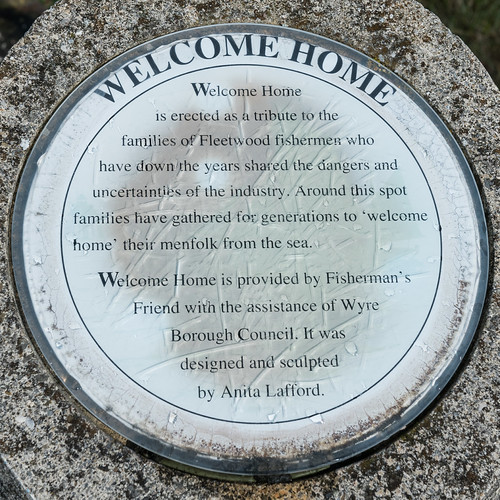 Home Fleetwood home is erected as a trib… Flickr