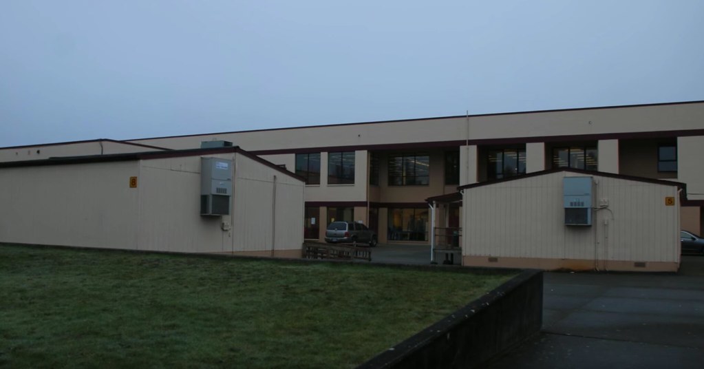 Cedarcrest Middle School Bethel Schools Flickr