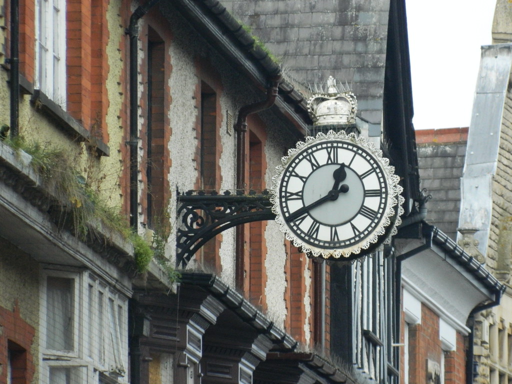 Crowned Clock, Rugby Rugby, Warwickshire, England. UK> Manoo Mistry