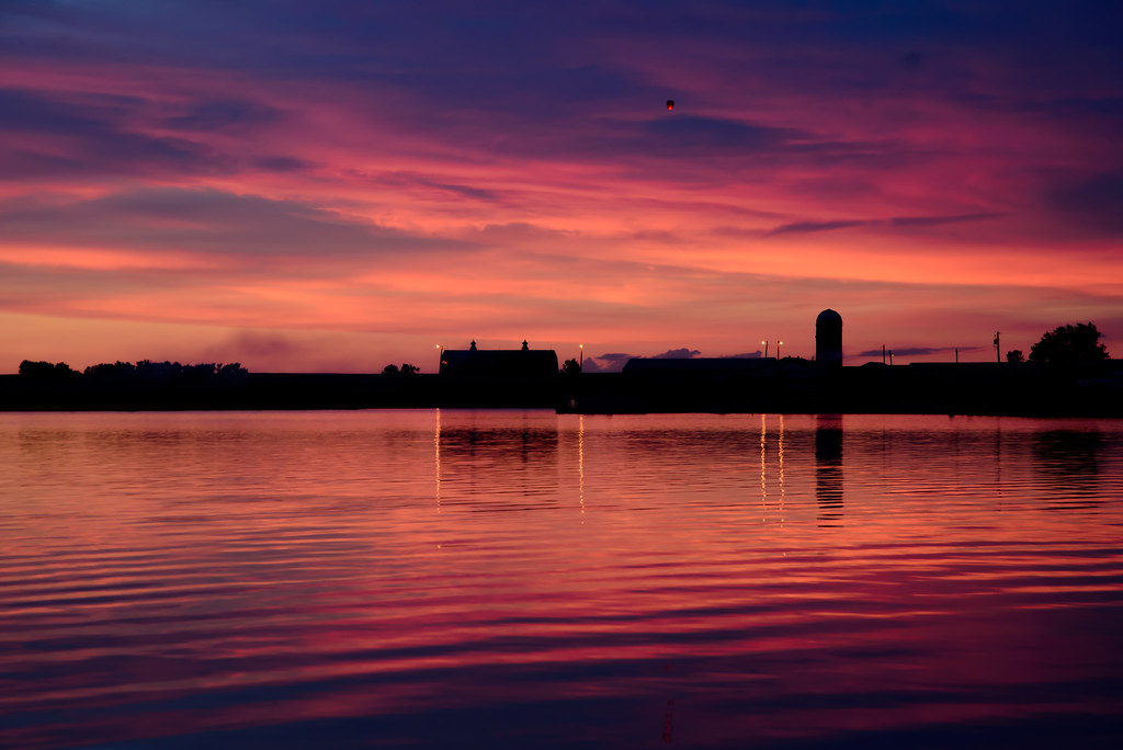 Sunset and Lantern Eureka, South Dakota. Taken with the … Flickr