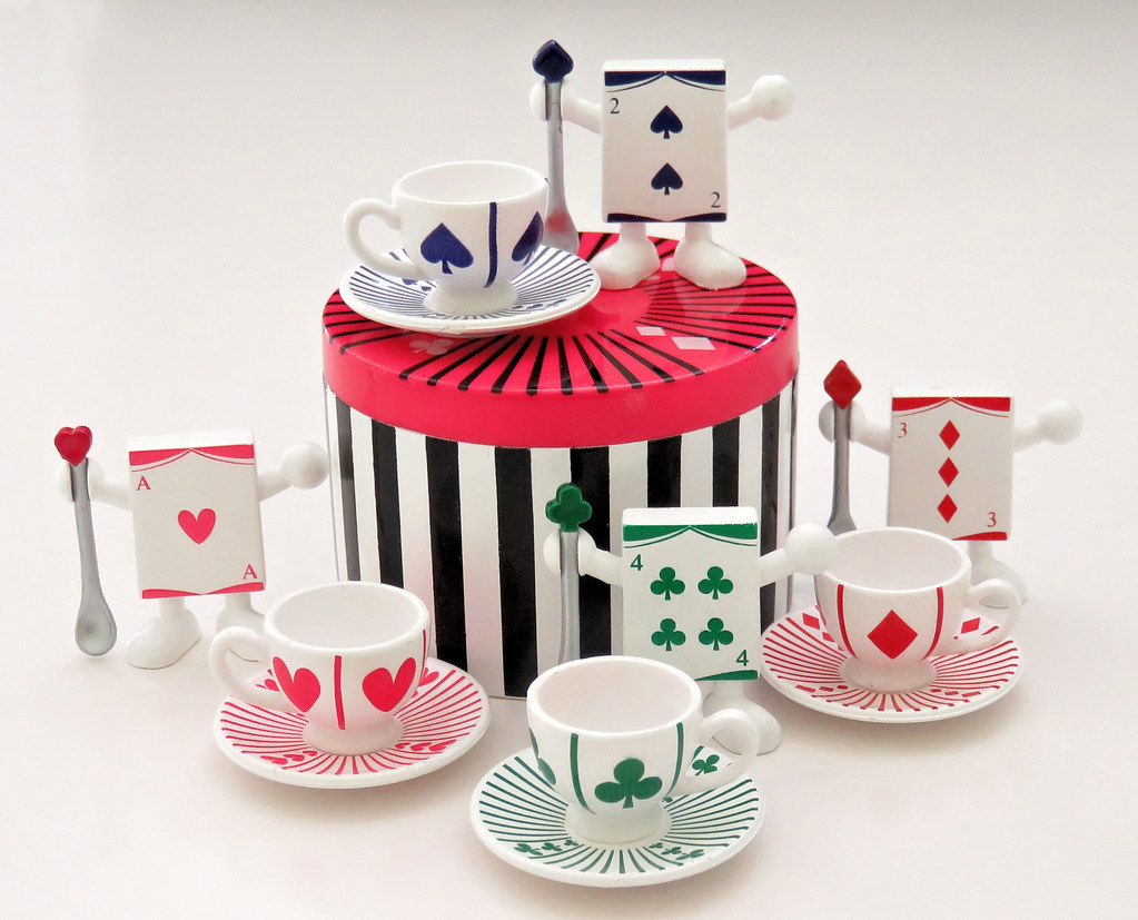 So Many Minis! (Fairyland Tableware 1 by MurderWithMirrors)