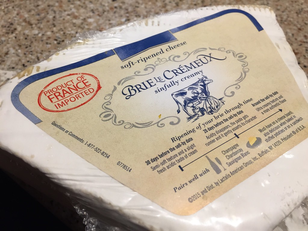 Brie le Cremeux Triple cream brie from Costco Naoto Sato Flickr