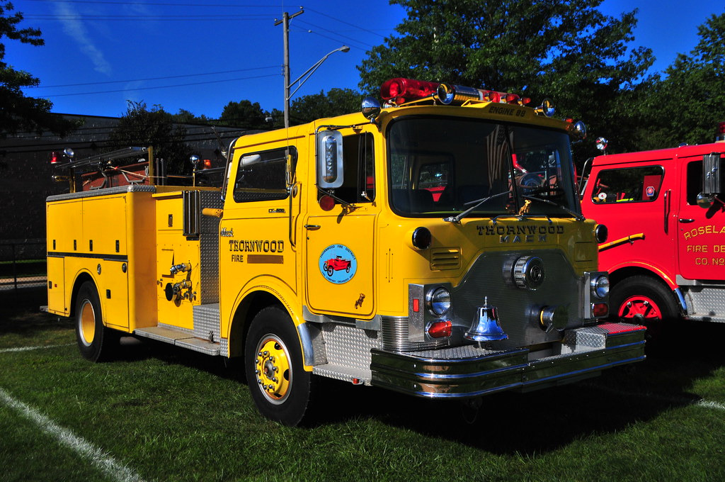 Thornwood Fire Department Engine 88 1976 Mack CF Triborough Flickr
