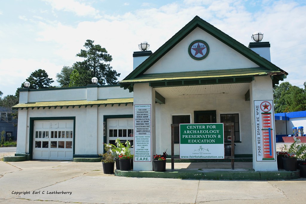 Virginia, Gloucester, (former) Texaco Gas Station Earl Leatherberry