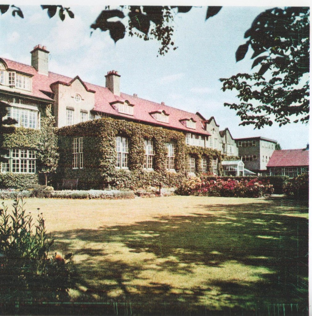 Barkfield Lane Holmwood School 1966 School Building PC37 Flickr