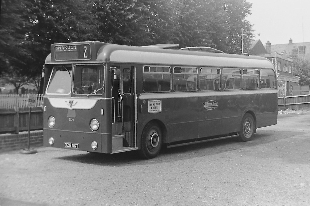 Maidstone & District 329NKT 3329 AEC Reliance Weymann DP40… Flickr