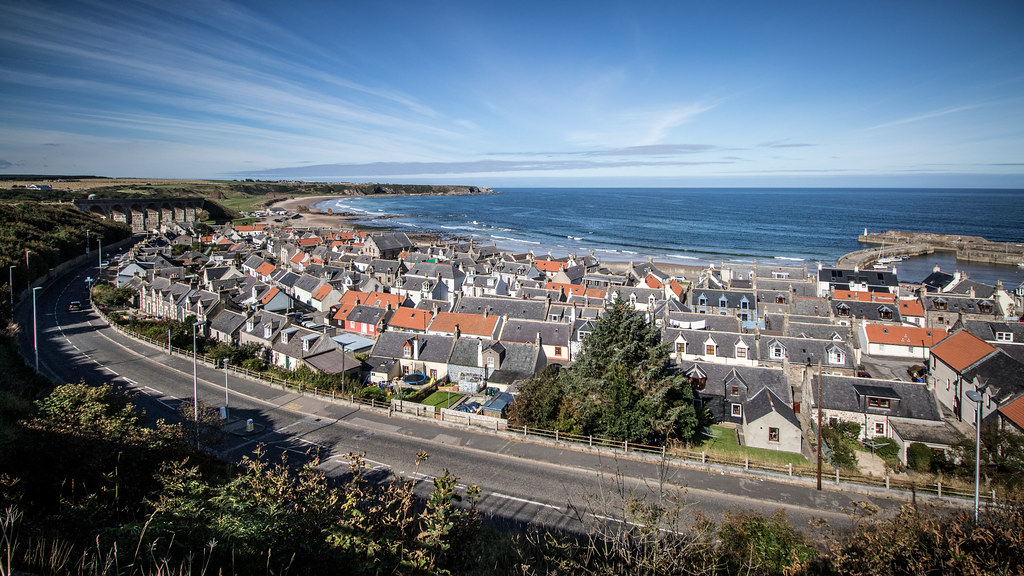 Seatown, Cullen The Seatown of Cullen is a splendidly irre… Flickr