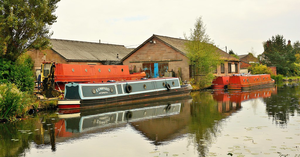 28755 The Walsall Canal in Birchills, Walsall, West Midlan… Flickr