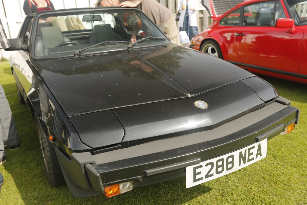 BurleyinWharfedale Classic Car Show Raw (272) Peter Barker Flickr