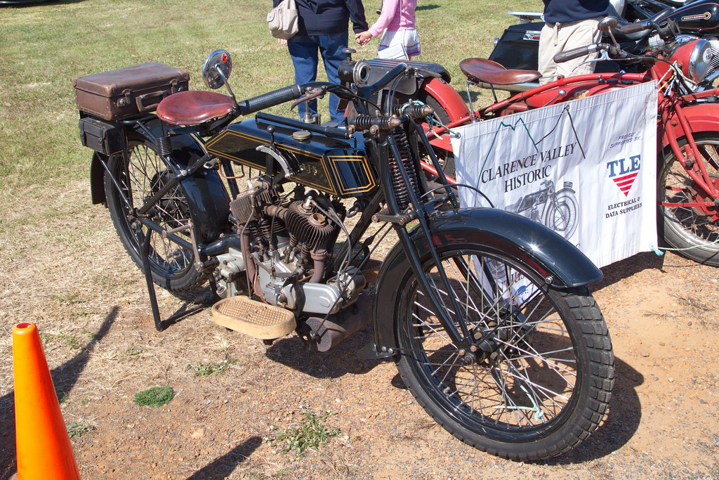 IMG_3399P AJS Wings & Wheels Grafton 20082017 Arthur Flickr