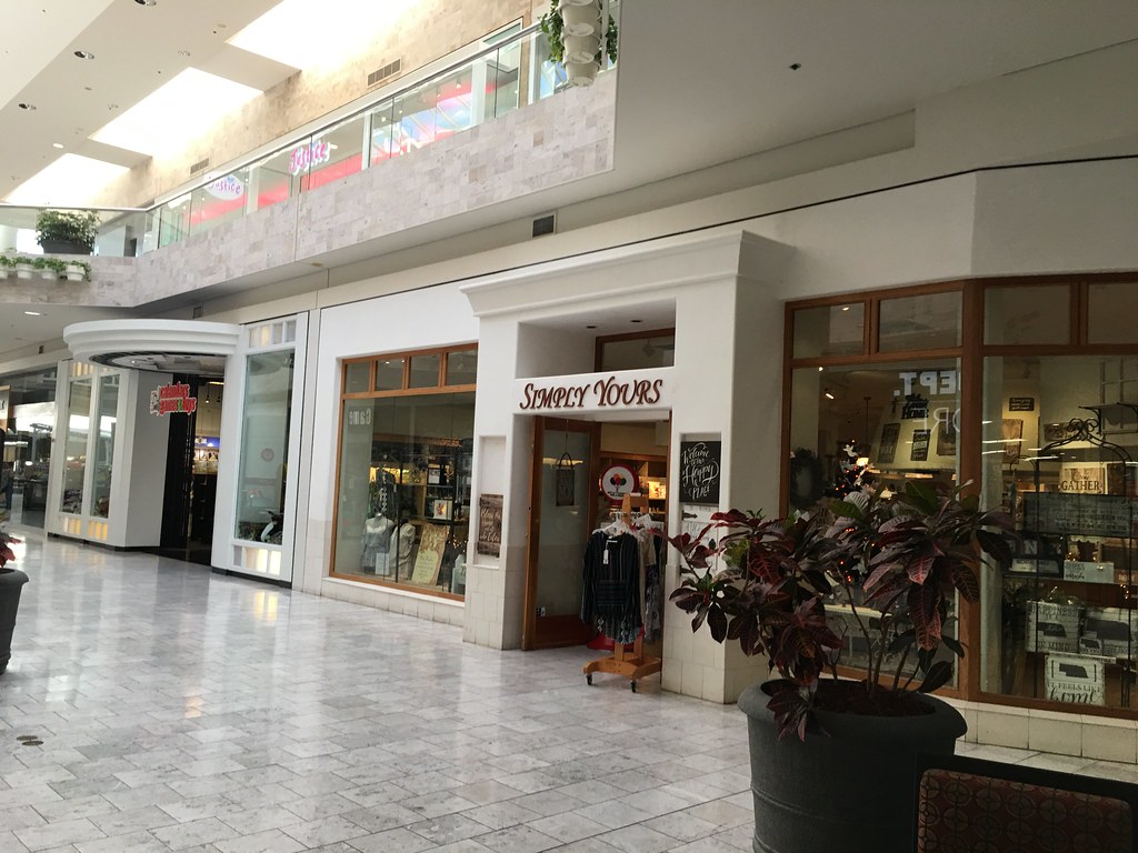 Oak View Mall Omaha, Nebraska Simply Yours / Go! Calen… Flickr