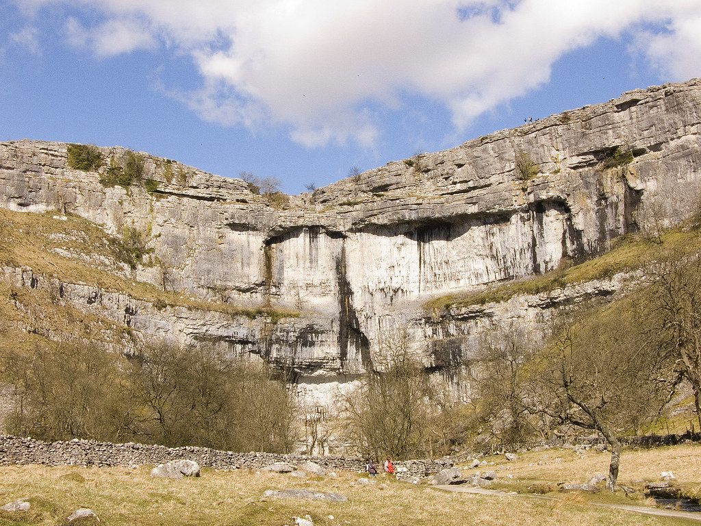 Malham Cove A pix of Malham Cove. Best viewed LARGE. Malha… Flickr