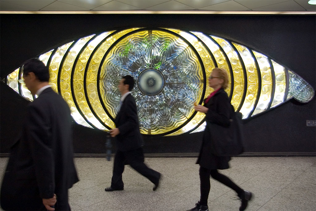 eye on the wall IMGP0124 "♪looking at you. i can read yo… Flickr