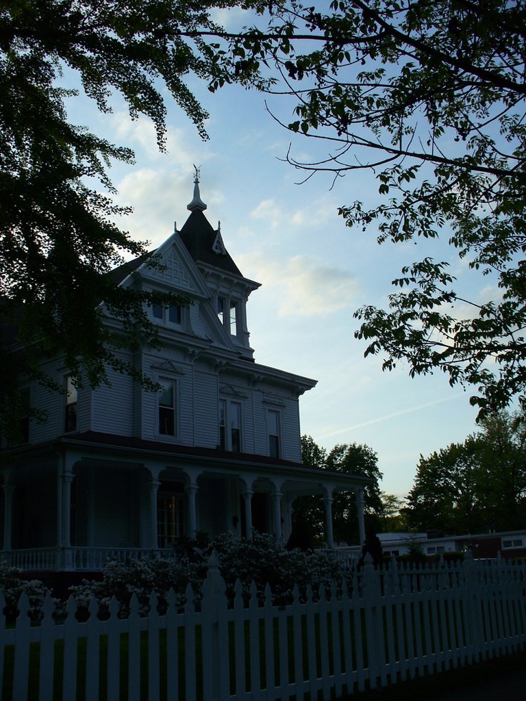 Heath & Vaughn Funeral Home Richard Urban Flickr
