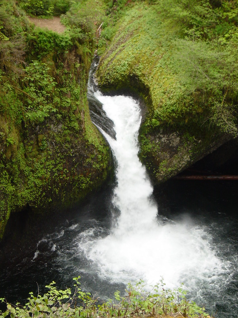Punch Bowl Falls Eagle Creek Hike with Brooks, May 2006 Flickr