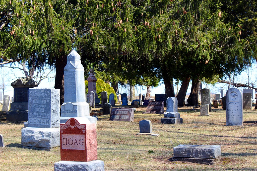IMG_0460 Waldron Cemetery, Waldron, Michigan USA neukomment Flickr