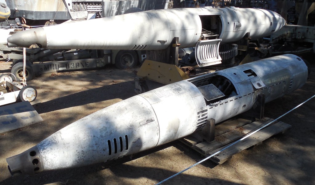 AMM449 Post WWII American Mark 4, Mod 0 Gun Pods (20mm Cannon and