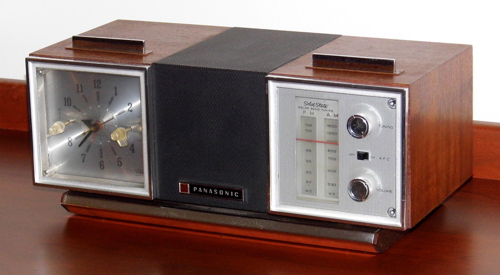 Vintage Panasonic FMAM Clock Radio, Model RC7467, The Su… Flickr