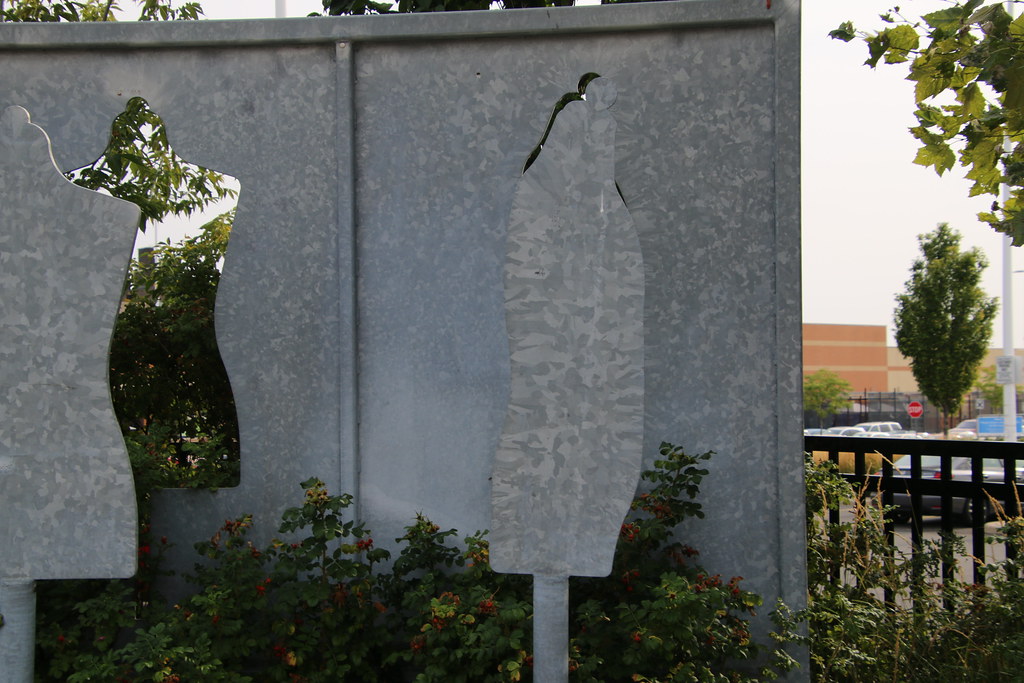 Visit to Ottawa Street Textile District (Hamilton, Ontario… Flickr