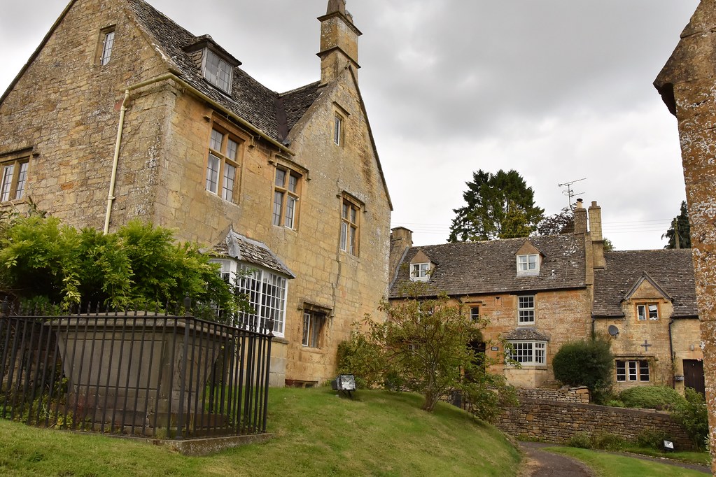 BourtonontheHill Gloucestershire St. Lawrence's church … Flickr