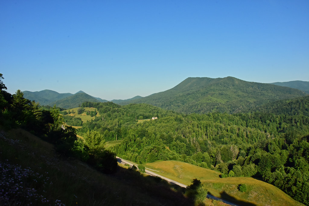 Southwest Erwin, Tennessee, June 10, 2017, 710am Looking… Flickr